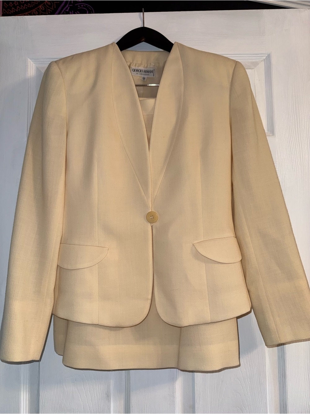 Vintage Giorgio Armani Le Collezioni Wool Made in Italy Skirt Suit Cream Sz 10US